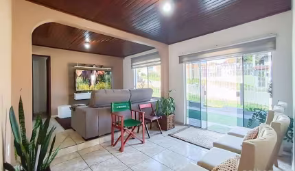 Casa com 7 quartos à venda na Osvaldo Cruz, 370, Santa Isabel, Viamão, 253 m2 por R$ 429.000