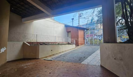 Sobrado com 3 dormitórios para alugar, 317 m² por R$ 12.575,38/mês - Vila Bastos - Santo André/SP