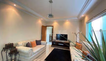 Sobrado com 4 dormitórios à venda, 370 m² por R$ 1.600.000,00 - Jardim - Santo André/SP