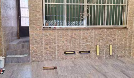 Sobrado com 3 dormitórios à venda, 165 m² por R$ 580.000 - Jardim do Estádio - Santo André/SP