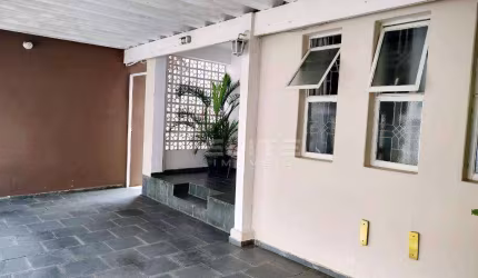 Casa térrea com edícula a venda