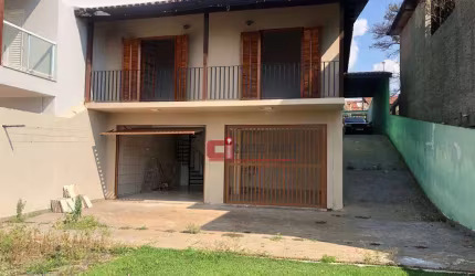 Casa com 3 dormitórios à venda, 176 m² por R$ 640.000,00 - Nova Jaguariúna - Jaguariúna/SP