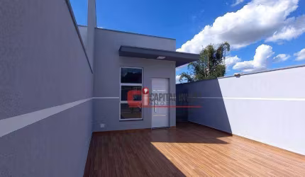 Casa com 2 dormitórios à venda, 92 m² por R$ 550.000