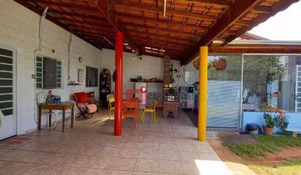 Casa com 3 dormitórios à venda, 200 m² por R$ 790.000,00 - Jardim Cruzeiro do Sul - Jaguariúna/SP
