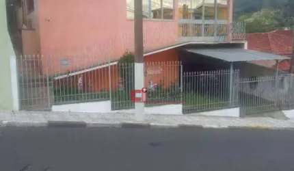 Casa com 3 dormitórios à venda, 144 m² por R$ 750.000 - Palmeiras - Serra Negra/SP