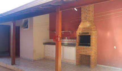 Casa com 3 dormitórios à venda, 180 m² por R$ 690.000,00 - Jardim Mauá II - Jaguariúna/SP