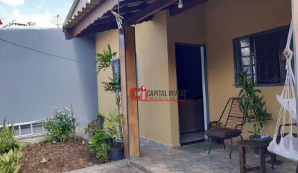 Casa com 2 dormitórios à venda, próximo do centro e dos maiores mercados da cidade, 111 m² por R$ 330.000 - Dona Irma - Jaguariúna/SP