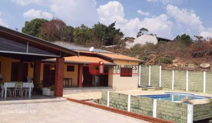 Chácara com 2 dormitórios à venda, 845 m² por R$ 750.000 - Parque Residencial Floresta - Jaguariúna/SP