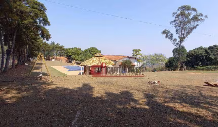 Chácara com 3 dormitórios à venda, 6128 m² - Floresta - Jaguariúna/SP