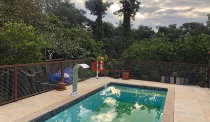 Casa com 3 dormitórios à venda, 237 m² por R$ 990.000 - Centro - Jaguariúna/SP