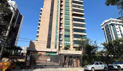 Apartamento na melhor localização de Mogi das Cruzes/SP - 530 m2- 4 suites- totalmente reformado!