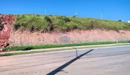 Terreno à venda em Condomínio Residencial em Guararema