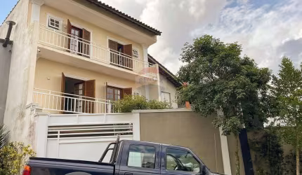 Casa à venda no Residencial Alagarve em Mogi das Cruzes