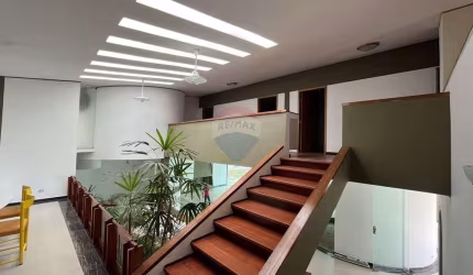 Casa comercial para locação no bairro Jardim Santista em Mogi das Cruzes