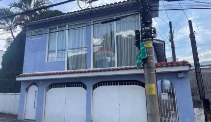 Casa para locação em área comercial na Vila Vitoria em Mogi das Cruzes