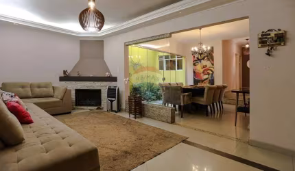 Casa à venda na Vila Suissa em Mogi das Cruzes