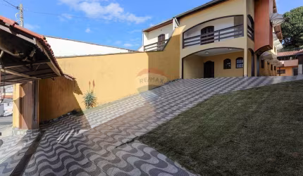 Sobrado com 4 dormitórios a venda na Vila Mogi Moderno