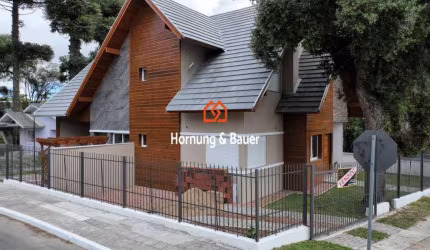 Belíssima casa totalmente mobiliada à venda na Serra Gaúcha - Canela/RS - bairro Eugênio Ferreira