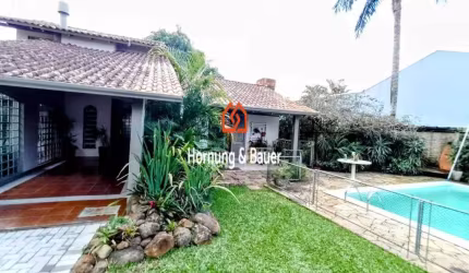 Casa com piscina à venda em Novo Hamburgo no bairro Boa Saúde
