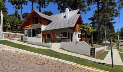 Casa para venda  no Bairro Jardim dos Pinheiros II em Canela