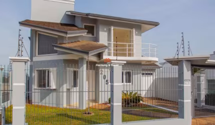 Linda Casa À Venda em Campo Bom!