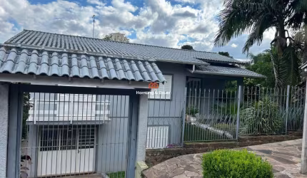 Casa com 3 dormitórios e piscina à venda em Dois Irmãos no bairro Beira Rio