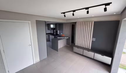 Apartamento com móveis planejados à venda em Campo Bom, bairro Porto Blos