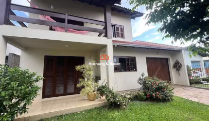 Casa semimobiliada à venda com 4 dormitórios no bairro Jardim do Alto - Ivoti.