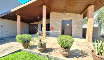 Casa PLANA à venda, toda MOBILIADA no bairro Jardim Mauá em Novo Hamburgo.