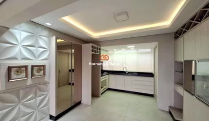 Apartamento com 3 dormitórios e sacada no Bairro Patria Nova em Novo Hamburgo.