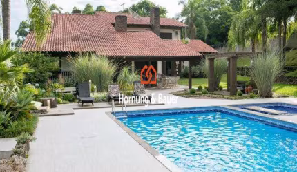 Belíssima casa à venda em condomínio! Estância Velha, bairro Lago Azul.