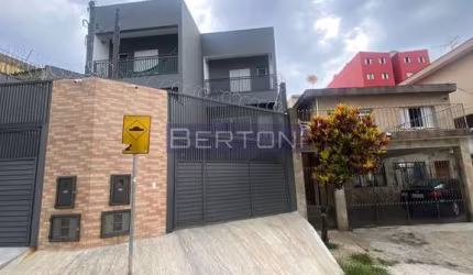 Vende-se Sobrado Novo com 02 Dormitórios, 02 Suítes, 02 vagas com portão Automático em Taboão Diadema