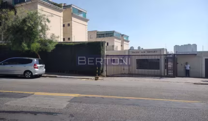Vende -se Apartamento Térreo com 02 Dormitórios, 01 Vaga de Garagem em Jardim Borborema  -  Taboão - São Bernardo do Campo