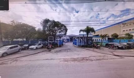 Vende-se ou Aluga-se Galpão em Parque São Vicente - Mauá