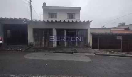 Vende-se  Sobrado com 03 Dormitórios 02 Vagas em Vila Santa Luzia São Bernardo do Campo