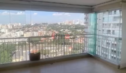 Oportunidade na Vila Anastácio, apartamento de andar alto em condomínio clube.
