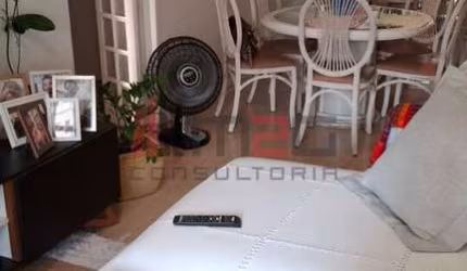 Apartamento na Vila Ipojuca