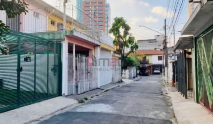 Sobrado com 2 Quartos e 1 Vaga Próximo ao Shopping Eldorado para  Venda