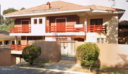 Casa de alto padrão para compra ou locação na melhor localização da City América.