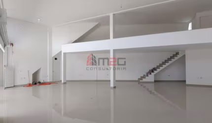 Oportunidade Salão Galpão Comercial em Avenida !