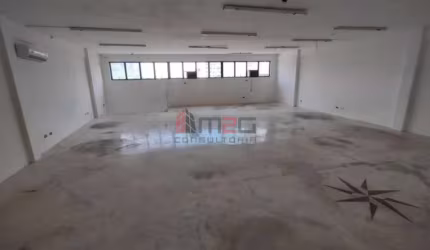 Loja e Sobreloja no Alto de Pinheiros