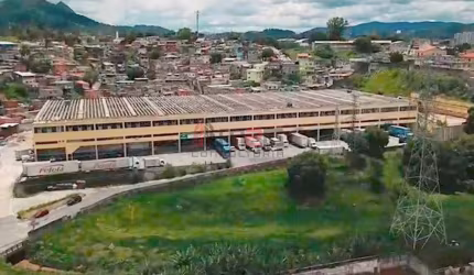 Galpão em Condomínio Industrial na Via Anhanguera