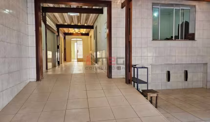 Sobrado Residencial/Comercial