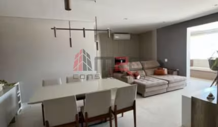Apartamento na Vila Anastácio