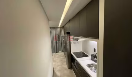 Aluga-se Studio Mobiliado no Centro