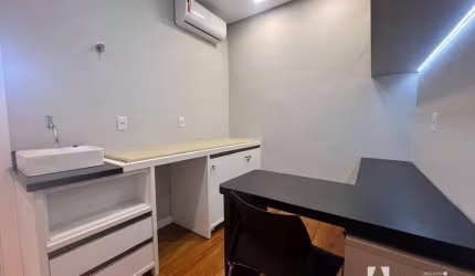 Sala Comercial no centro de Itajaí.