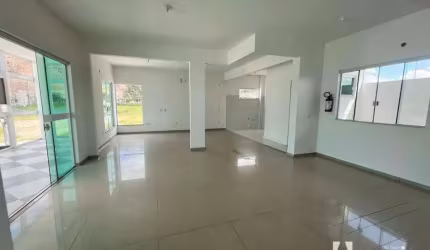 SALA COMERCIAL DE 90m² NO BAIRRO SANTA REGINA
