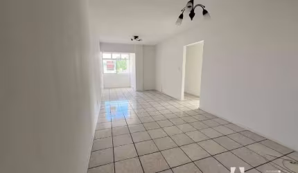 APARTAMENTO COM 3 DORMITÓRIOS NO CENTRO