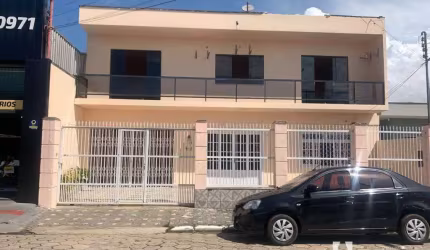 CASA 05 QUARTOS - SÃO JOÃO