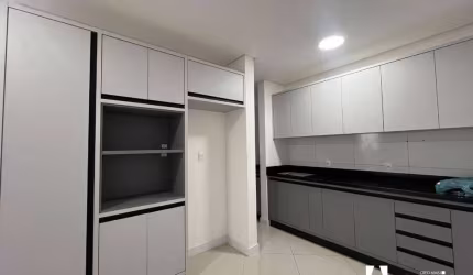 Apartamento semimobiliado no bairro Cordeiros - Itajaí/SC